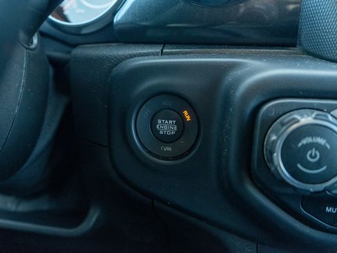 Used 2021 Jeep Wrangler Unlimited Sport image 21