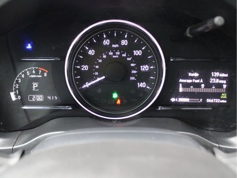 Used 2022 Honda HR-V EX-L image 16