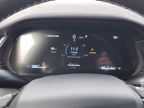 New 2025 Jeep Grand Cherokee Laredo image 14