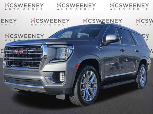 Used 2021 GMC Yukon SLT w/ SLT Premium Package image 1