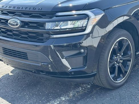 Used 2023 Ford Expedition Max Limited AWD/4WD image 8