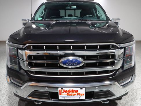 Used 2023 Ford F150 Lariat w/ Equipment Group 502A High AWD/4WD image 4