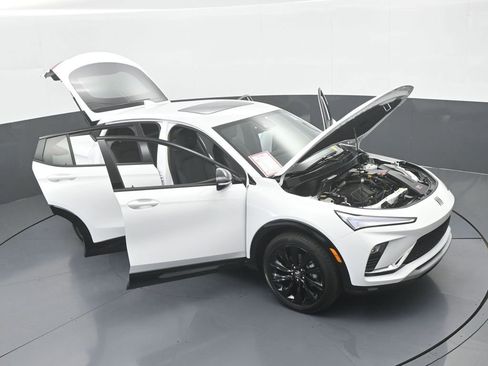 Used 2024 Buick Envista Sport Touring w/ Experience Buick Package image 71