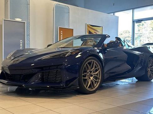 New 2025 Chevrolet Corvette Z06 w/ Z07 Performance Package image 7