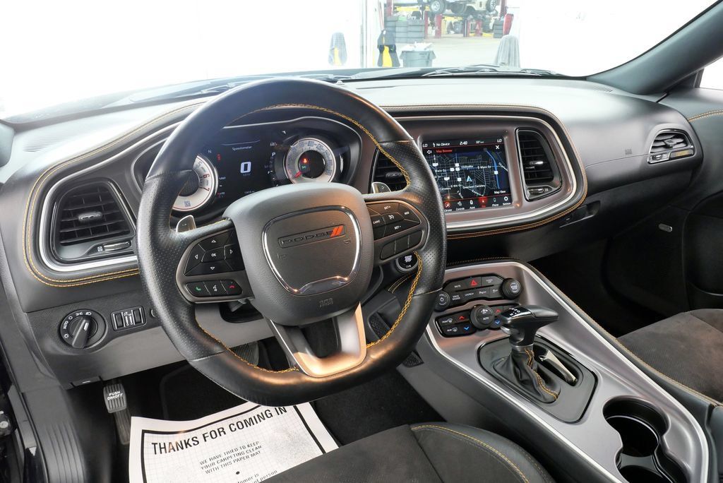 Used 2022 Dodge Challenger R/T Scat Pack RWD image 13