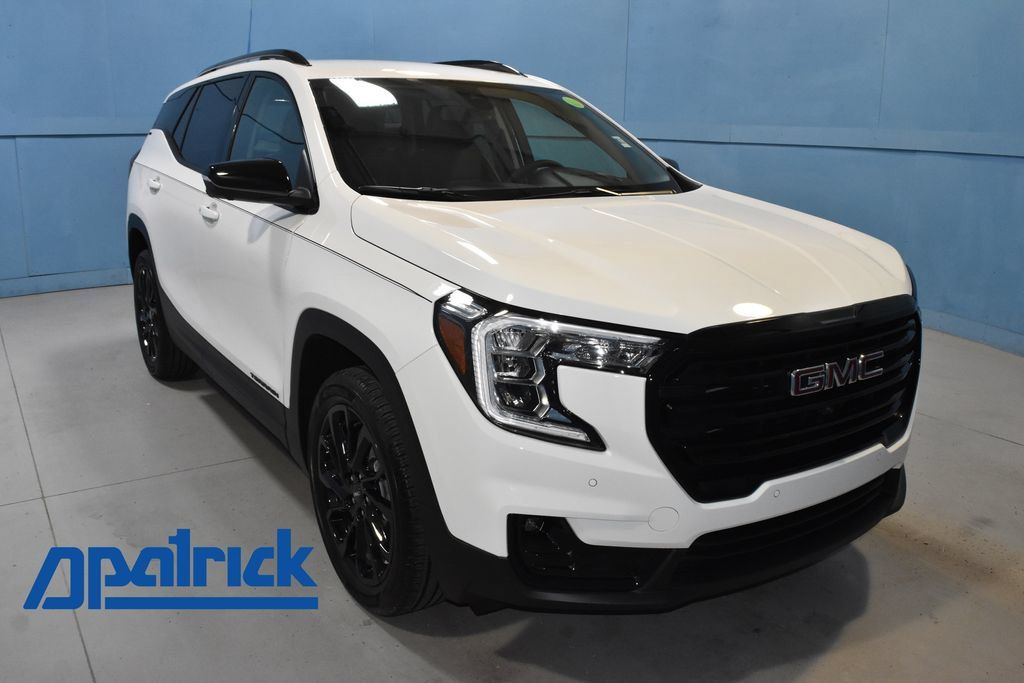 Used 2024 GMC Terrain SLT w/ Tech Package AWD/4WD image 1