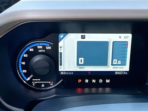 Used 2022 Ford Bronco Wildtrak image 12