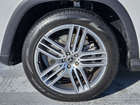 Certified 2025 Mercedes-Benz GLS 450 GLS 450 image 11