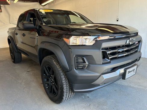 Used 2023 Chevrolet Colorado Trail Boss w/ Safety Package AWD/4WD image 4