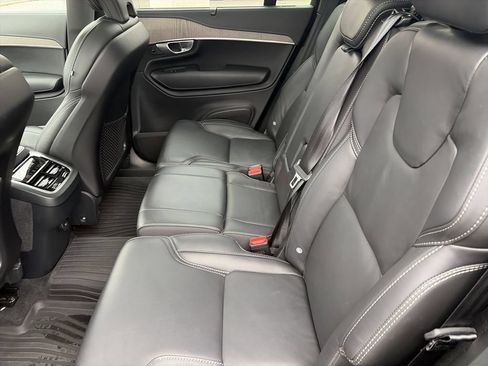 Used 2024 Volvo XC90 B6 Ultimate w/ Protection Package Premier AWD/4WD image 28