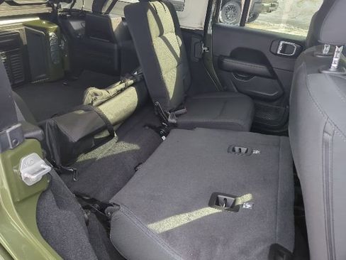 Used 2021 Jeep Wrangler Unlimited Sahara w/ Uconnect 4C Nav & Sound Group image 18