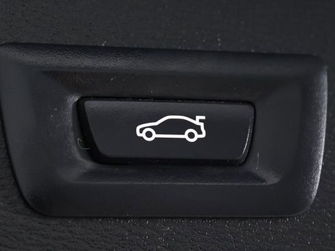 Used 2017 BMW X1 sDrive28i image 13