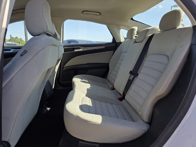 Used 2020 Ford Fusion S FWD image 18