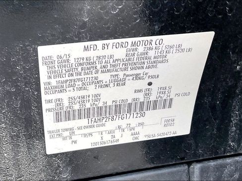 Used 2015 Ford Taurus Limited image 21