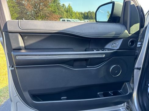 Certified 2021 Ford Expedition XLT RWD image 10