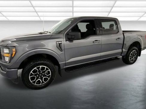 Used 2023 Ford F150 XLT w/ Equipment Group 301A Mid image 4