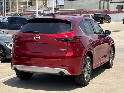 Used 2024 MAZDA CX-5 Signature AWD/4WD image 4