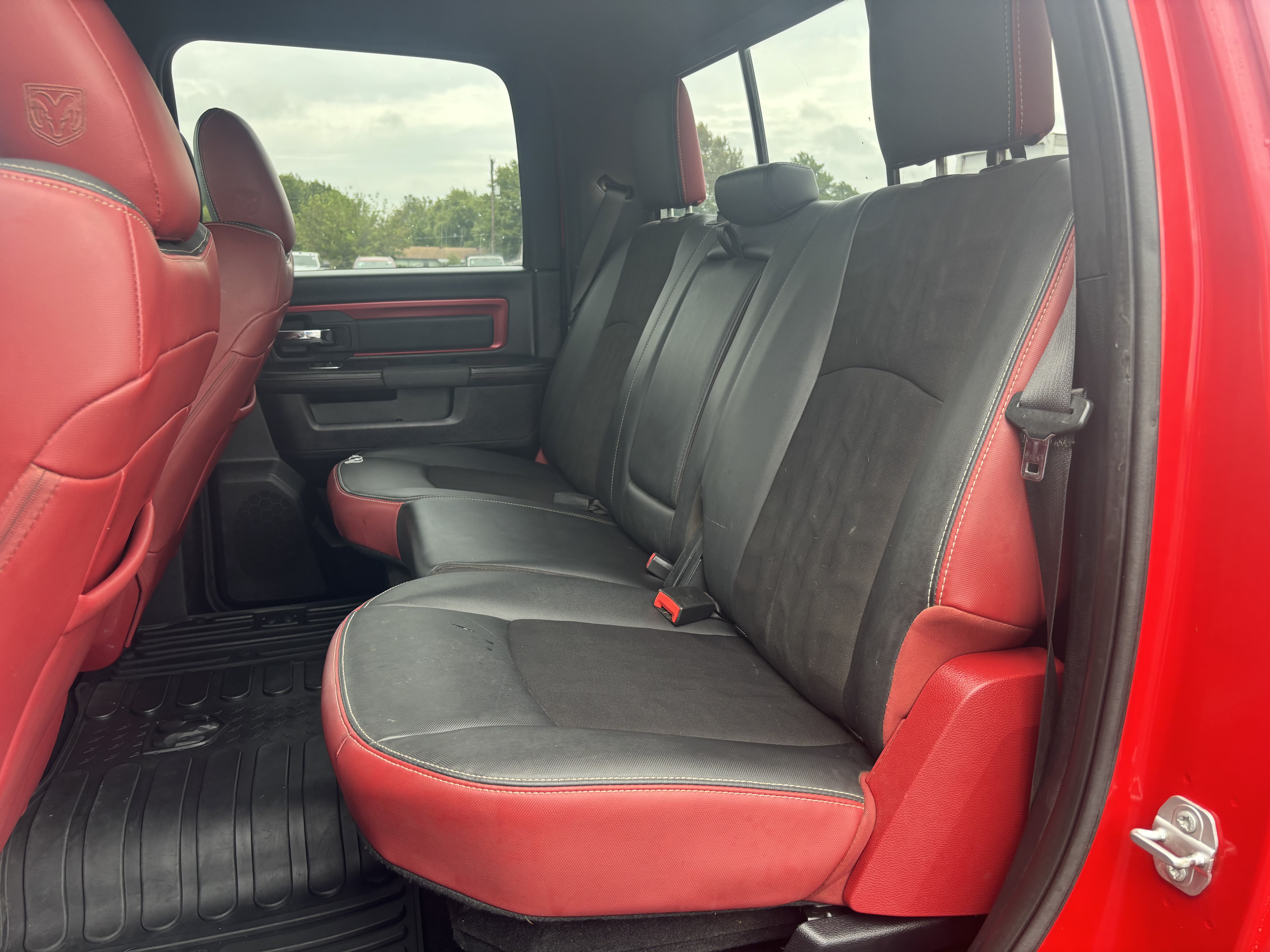 Used 2016 RAM 1500 Rebel AWD/4WD image 22