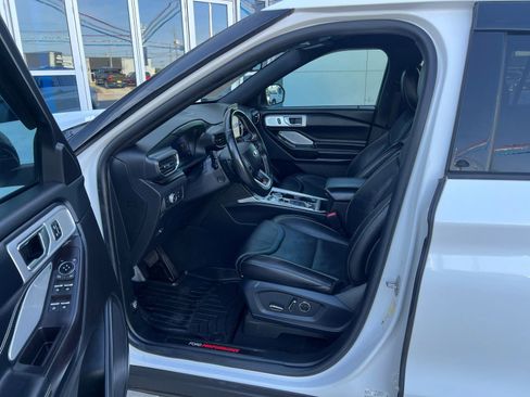 Used 2020 Ford Explorer ST w/ ST Street Pack AWD/4WD image 9