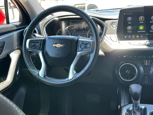 Used 2025 Chevrolet Blazer LT FWD image 30