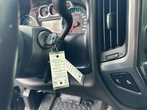 Used 2015 Chevrolet Silverado 2500 LT w/ LT Convenience Package image 16