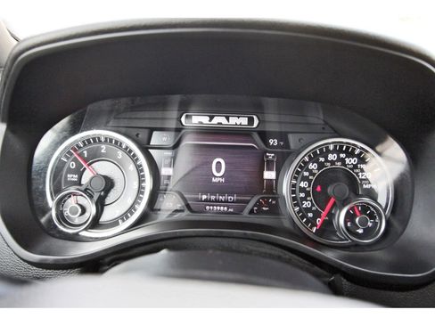 Used 2023 RAM 1500 Lone Star AWD/4WD image 18