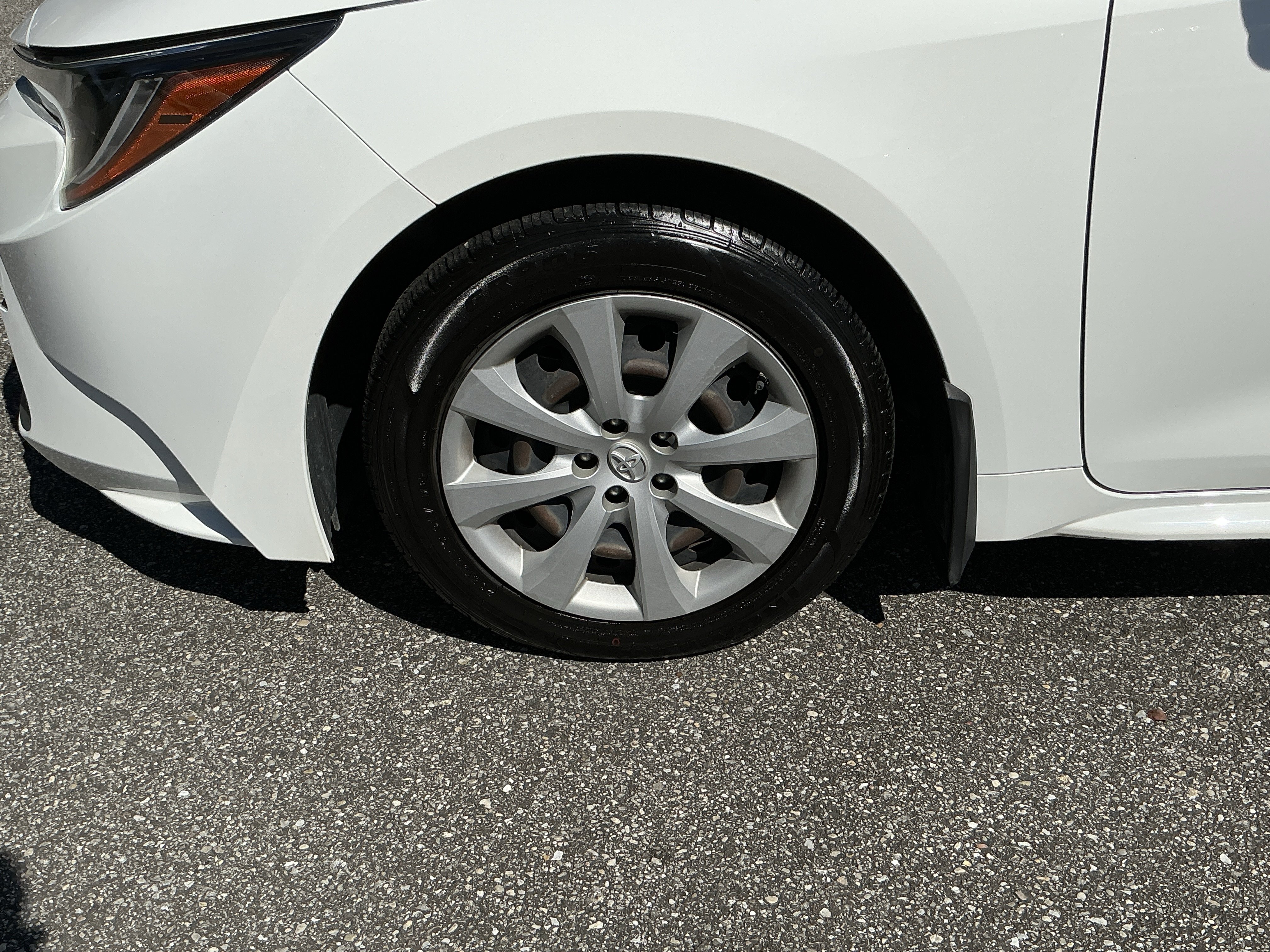 Used 2022 Toyota Corolla LE FWD image 10