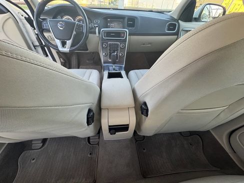 Used 2012 Volvo S60 T5 image 40