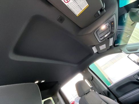 Used 2021 GMC Sierra 2500 SLE image 23