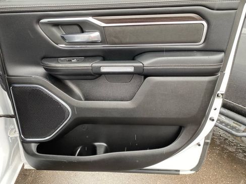Used 2025 RAM 1500 Laramie AWD/4WD image 29