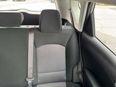 Used 2025 Kia Soul LX w/ LX Technology Package FWD image 35