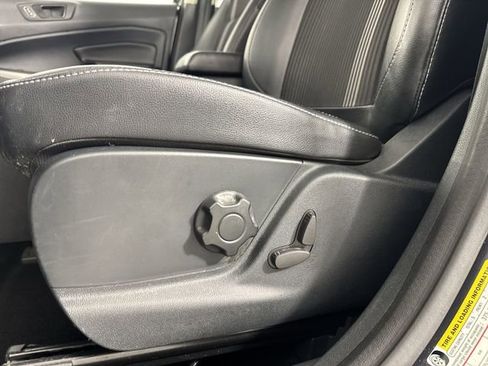 Used 2019 Ford EcoSport SES image 21