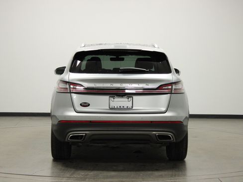 Used 2022 Lincoln Nautilus Reserve w/ Luxury Package image 7