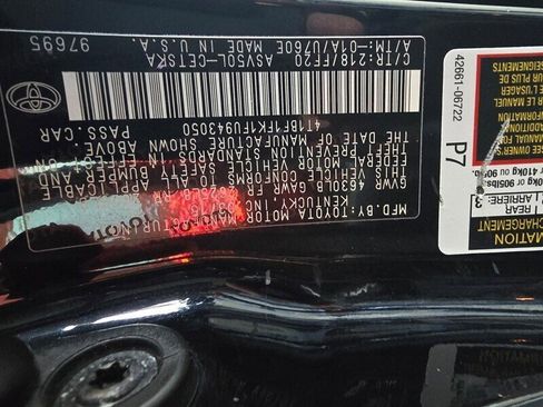 Used 2015 Toyota Camry SE image 29