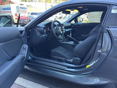 New 2025 Toyota GR86 image 14