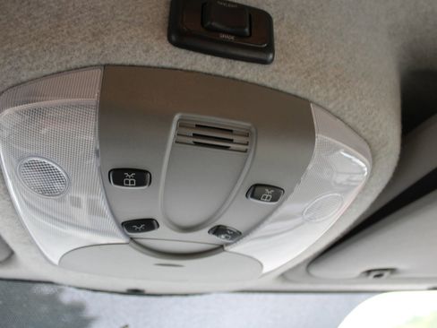 Used 2016 Mercedes-Benz Sprinter 3500 w/ Swivel Seat Package image 54