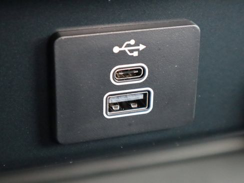 New 2025 Ford F150 XL w/ Equipment Group 103A High image 28