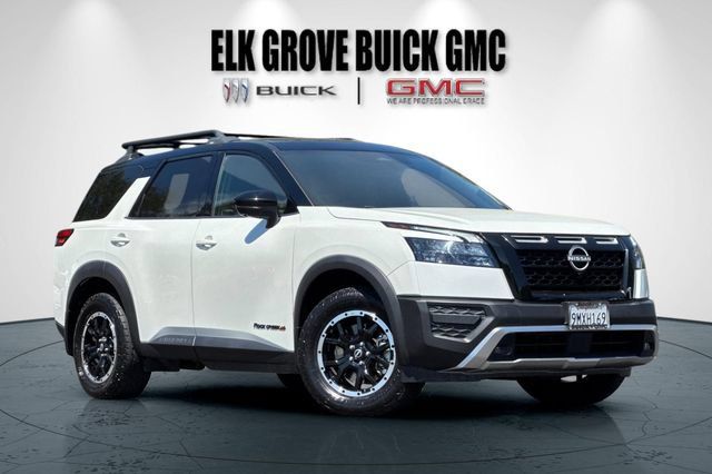 Used 2024 Nissan Pathfinder Rock Creek AWD/4WD image 2