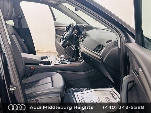 Certified 2023 Audi Q5 Premium w/ Convenience Package AWD/4WD image 9