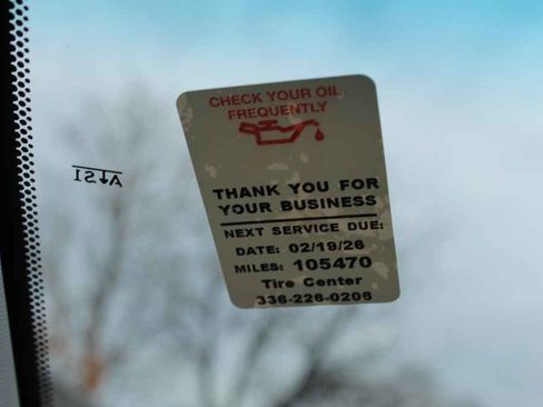 Used 2016 Toyota Camry LE image 13