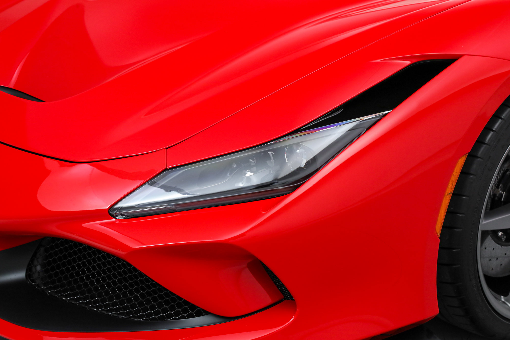 Certified 2023 Ferrari F8 Tributo RWD image 19