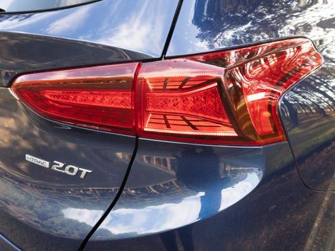 Used 2020 Hyundai Santa Fe Limited image 39