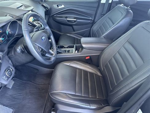 Used 2017 Ford Escape Titanium image 13