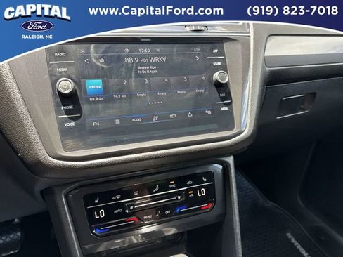 Used 2024 Volkswagen Tiguan SE FWD image 27