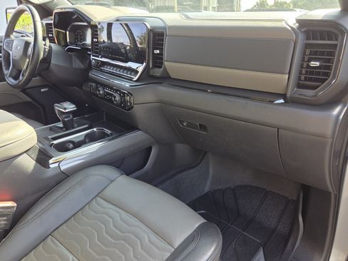 Certified 2023 Chevrolet Silverado 1500 ZR2 w/ Technology Package AWD/4WD image 16