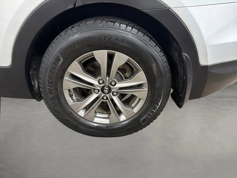 Used 2015 Hyundai Santa Fe Sport w/ Option Group 02 image 15