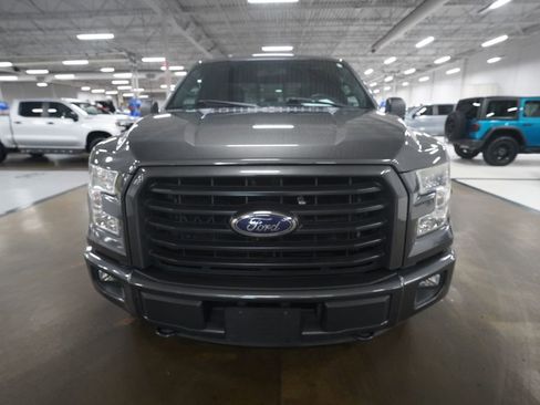 Used 2016 Ford F150 XLT w/ Equipment Group 302A Luxury AWD/4WD image 12