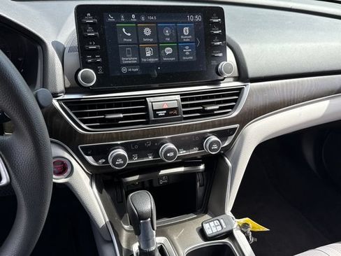 Used 2020 Honda Accord EX image 27