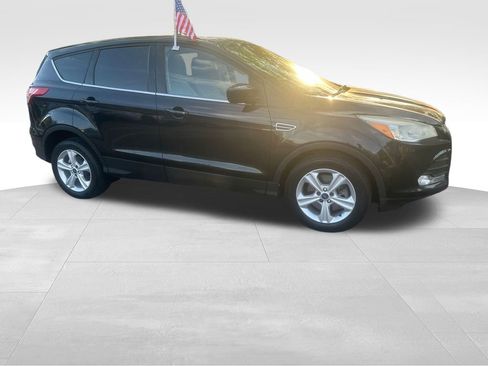 Used 2014 Ford Escape SE image 31