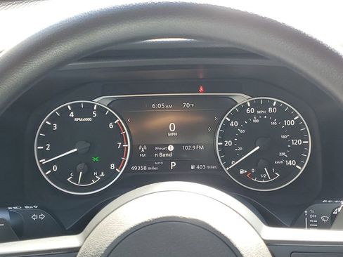 Used 2024 Nissan Rogue S image 16